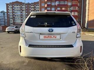 2013 Toyota Prius Alpha I (ZVW40/41), белый, 1450000 рублей, вид 3