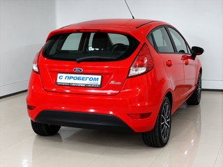 2016 Ford Fiesta Mk6 Рестайлинг, красный, 740000 рублей, вид 4