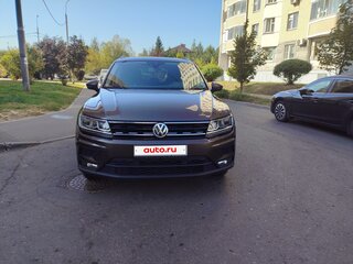 2019 Volkswagen Tiguan II, коричневый, 2150000 рублей, вид 2