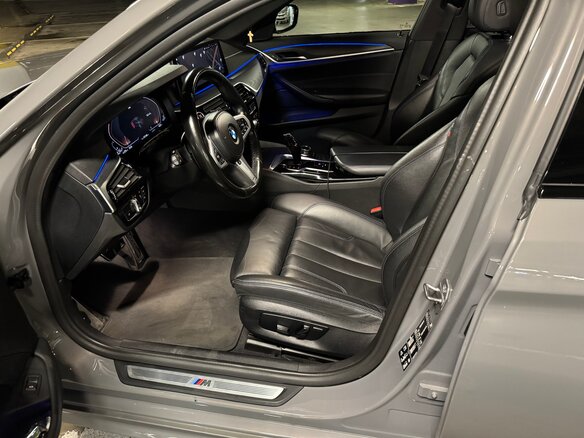 2022 BMW 5 серии 520d xDrive VII (G30/G31/G38) Рестайлинг, серый, 4400000 рублей - вид 15
