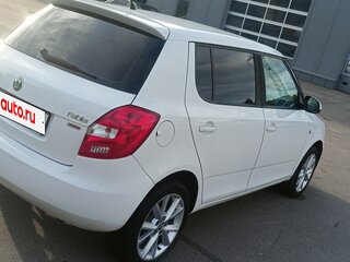 2012 Skoda Fabia II Рестайлинг, белый, 490000 рублей, вид 5