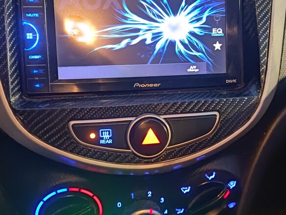 2013 Hyundai Solaris I, чёрный, 440000 рублей - вид 10