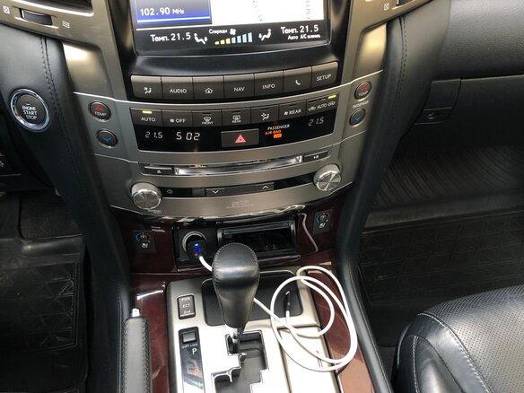 2014 Lexus LX 570 III Рестайлинг, белый, 3700000 рублей - вид 21