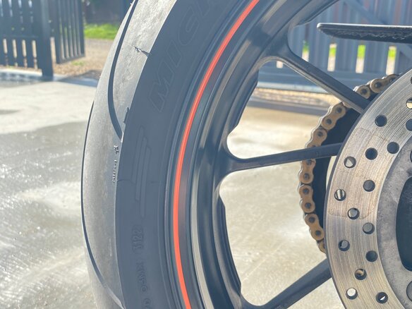 2014 Yamaha MT-09 (FZ-09), оранжевый, 700000 рублей - вид 20
