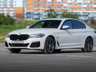 2022 BMW 5 серии 530e VII (G30/G31/G38) Рестайлинг, белый, 6300000 рублей, вид 2