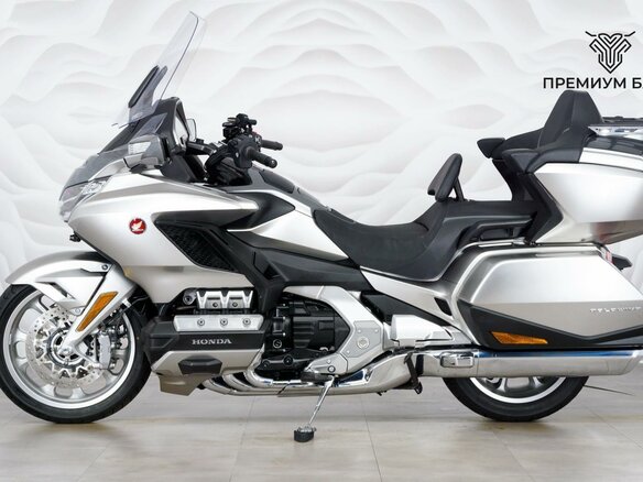 2024 Honda GL 1800 Gold Wing, серебристый, 3177000 рублей - вид 1