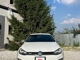 2015 Volkswagen Golf Alltrack VII, белый, 1680000 рублей, вид 1