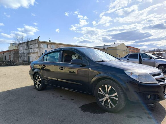 2007 Opel Astra H Рестайлинг, чёрный, 430000 рублей - вид 4