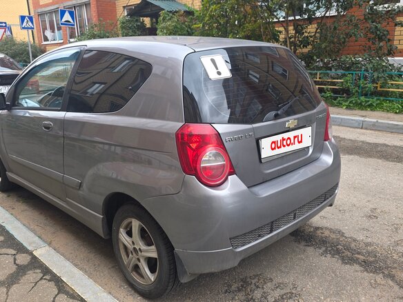 2010 Chevrolet Aveo I Рестайлинг, серый, 410000 рублей - вид 4