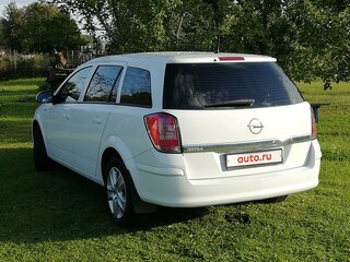2014 Opel Astra H Рестайлинг, белый, 1330000 рублей, вид 3