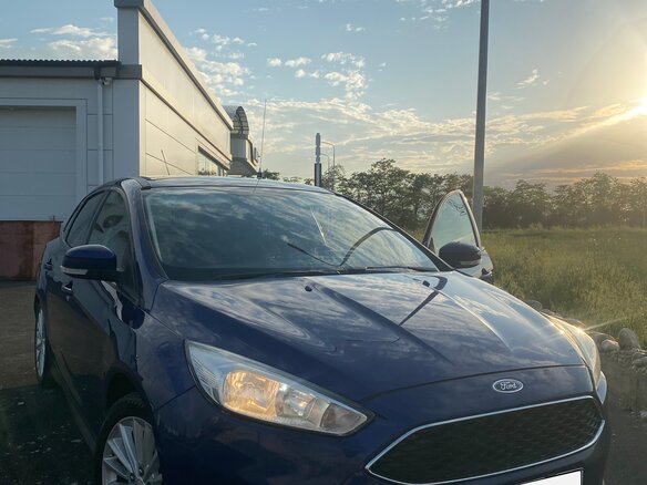 2016 Ford Focus III Рестайлинг, синий, 830000 рублей