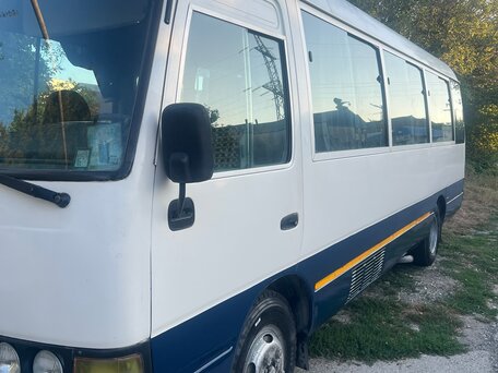 2002 Toyota Coaster, серый, 1950000 рублей, вид 1