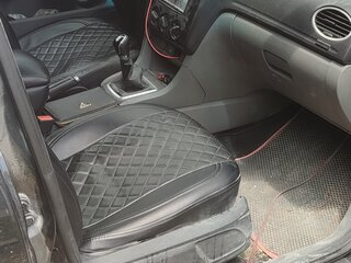 2009 Ford Focus II Рестайлинг, чёрный, 500000 рублей, вид 4