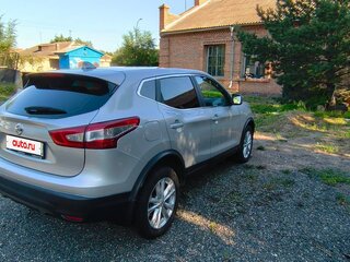 2017 Nissan Qashqai II, серебристый, 1600000 рублей, вид 3