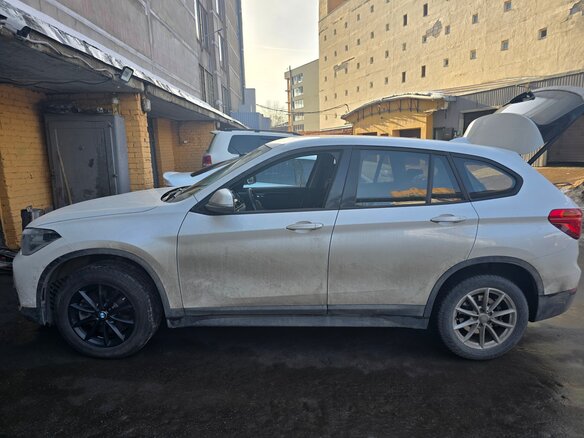 2019 BMW X1 20i xDrive II (F48), белый, 2649000 рублей - вид 13