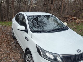 2013 Kia Rio III, белый, 760000 рублей, вид 2