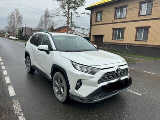 2020 Toyota RAV4 V (XA50), белый, 3285000 рублей, вид 3