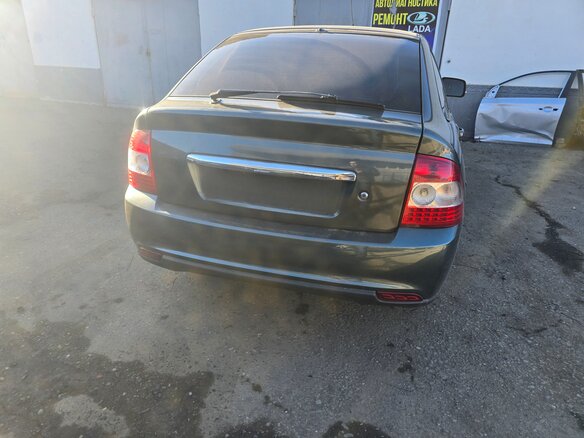 2010 Lada (ВАЗ) Priora I, серый, 450000 рублей - вид 8