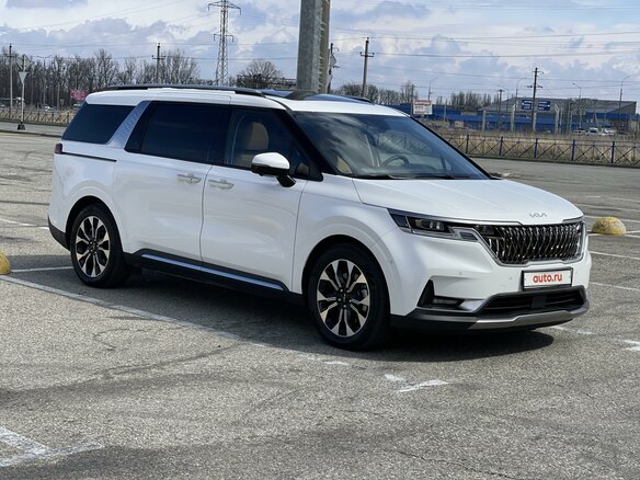 2022 Kia Carnival IV, белый, 4200000 рублей