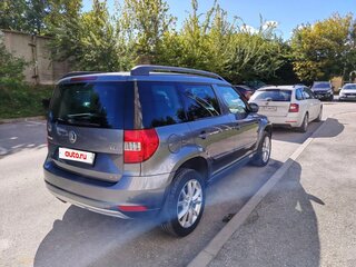 2014 Skoda Yeti I Рестайлинг, серый, 1300000 рублей, вид 4