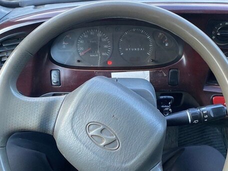 2011 Hyundai HD65, белый, 1650000 рублей, вид 2