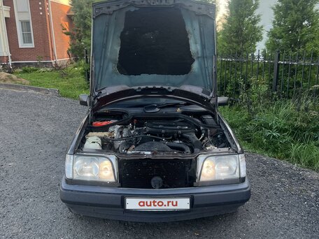 1990 Mercedes-Benz W124 230, коричневый, 550000 рублей, вид 2