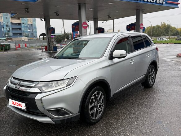 2016 Mitsubishi Outlander III Рестайлинг 2, серебристый
