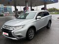 2016 Mitsubishi Outlander III Рестайлинг 2, серебристый