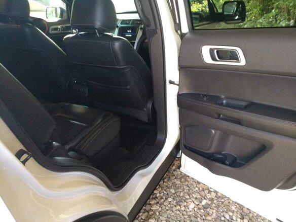 2014 Ford Explorer Sport V, белый, 2650000 рублей - вид 23