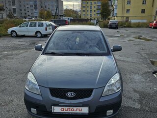 2009 Kia Rio II, серый, 430000 рублей, вид 3