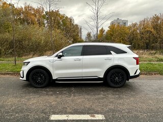 2022 Kia Sorento IV, белый, 4550000 рублей, вид 4