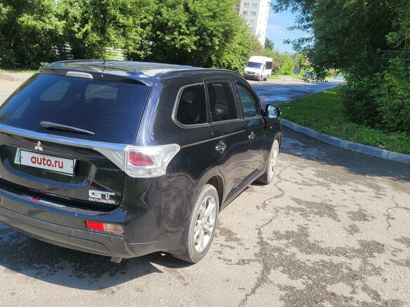 2013 Mitsubishi Outlander III, чёрный, 1700000 рублей - вид 11