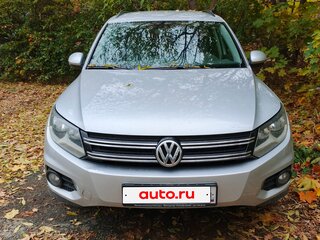 2013 Volkswagen Tiguan I Рестайлинг, серебристый, 1500000 рублей, вид 1
