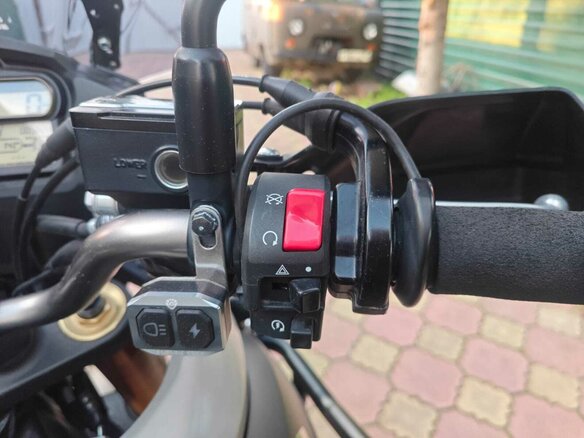 2016 Suzuki V-Strom 1000, серый, 1180000 рублей - вид 10