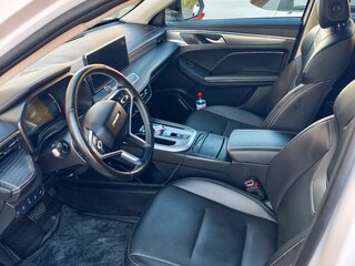2024 Haval Jolion I Рестайлинг, белый, 2000000 рублей, вид 3