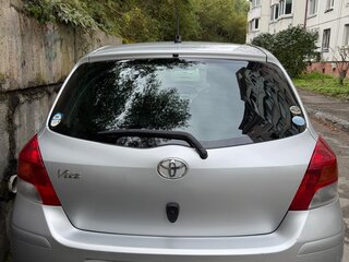 2008 Toyota Vitz II (XP90), серый, 475000 рублей, вид 2