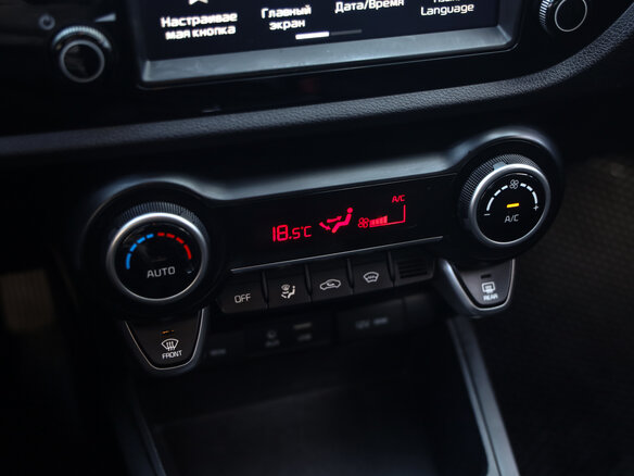 2020 Kia Rio IV, серый, 1399000 рублей - вид 17
