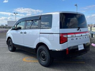 2022 Mitsubishi Delica D:5 I Рестайлинг, белый, 2900000 рублей, вид 5