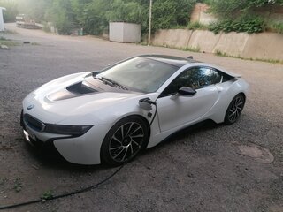 2016 BMW i8 I, белый, 7300000 рублей, вид 1