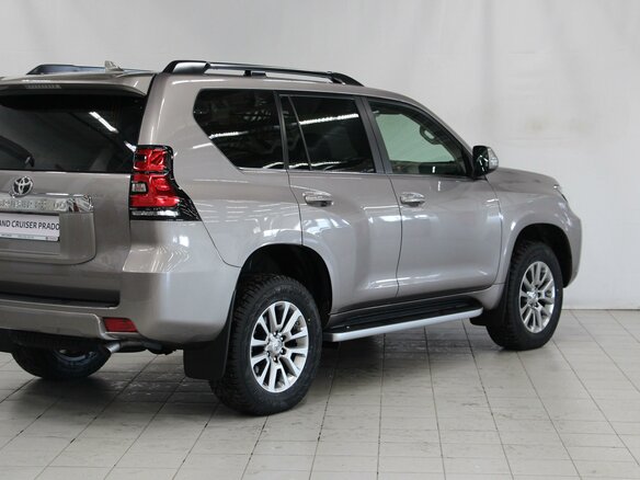2021 Toyota Land Cruiser Prado 150 Series Рестайлинг 3, коричневый - вид 4