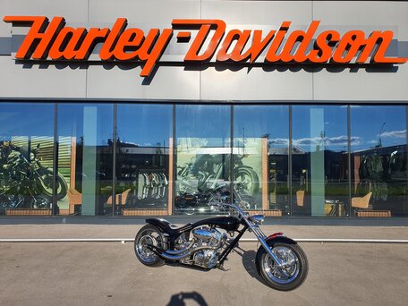 2017 Harley-Davidson Breakout, чёрный, 2500000 рублей, вид 1