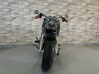 2024 Harley-Davidson Fat Boy, чёрный, 2485000 рублей, вид 5