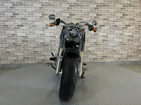 2024 Harley-Davidson Fat Boy, чёрный, 2485000 рублей, вид 5