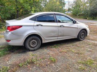 2011 Hyundai Solaris I, серебристый, 475000 рублей, вид 3