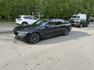 2019 BMW 7 серии Long M760Li xDrive VI (G11/G12) Рестайлинг, чёрный, 10500000 рублей, вид 2