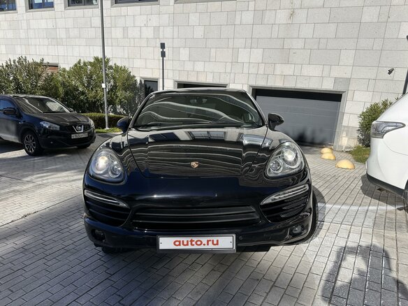 2013 Porsche Cayenne II (958), чёрный, 2900000 рублей