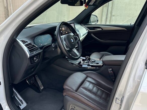 2021 BMW X3 30d xDrive III (G01) Рестайлинг, белый, 6000009 рублей - вид 3
