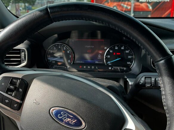 2021 Ford Explorer VI, чёрный, 2700000 рублей - вид 11