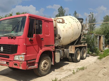 2008 Sinotruk Howo Миксер, красный, 2350000 рублей, вид 5