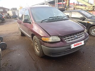 2000 Plymouth Voyager III, пурпурный, 95000 рублей, вид 1